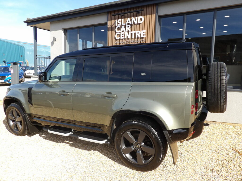 Land Rover Defender 110 Estate 3.0 D250 X-dynamic Hse 110 CP73BTE Green #4