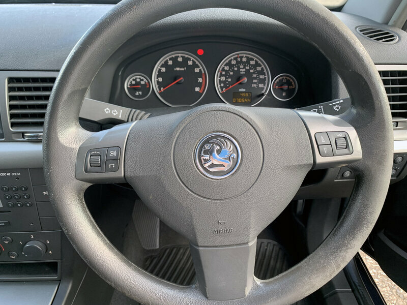 Vauxhall Vectra Blue #20