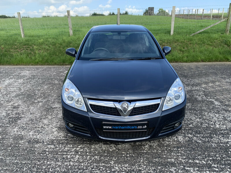 Vauxhall Vectra Blue #16