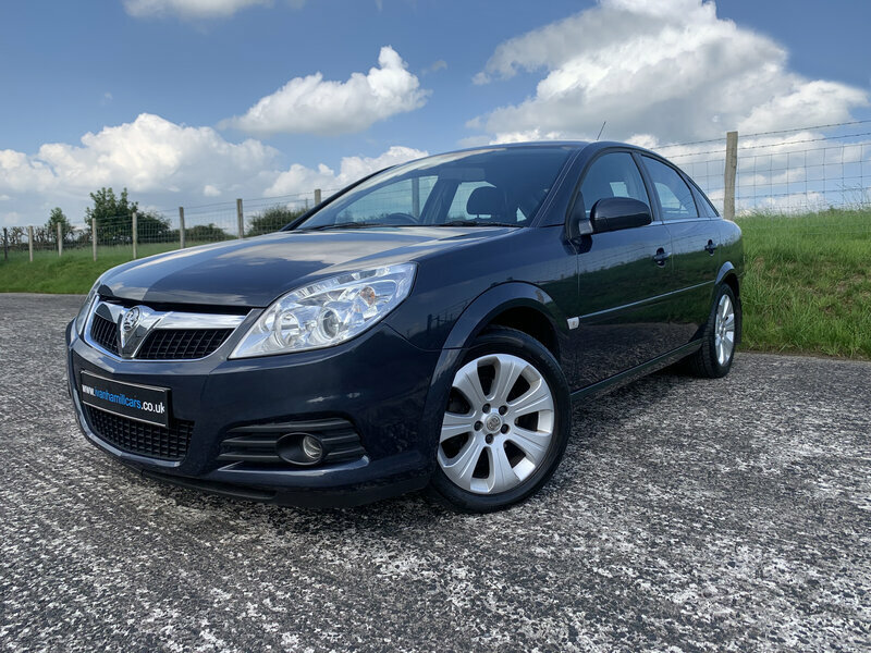 Vauxhall Vectra Blue #18