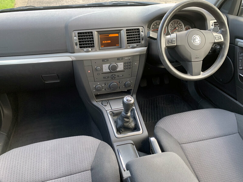 Vauxhall Vectra Blue #29