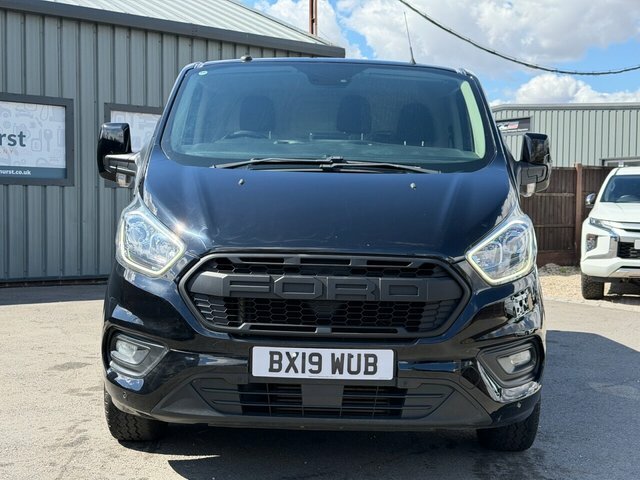Ford Transit Custom 2.0 300 Ecoblue Limited Panel Van Manua BX19WUB Black #2