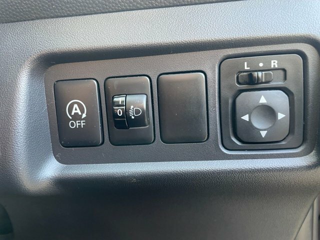 Mitsubishi Mirage Hatchback White #19
