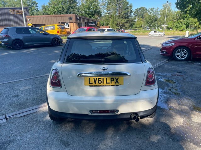 Mini Hatch 1.6 One Hatchback Euro 5 98 Ps LV61LPX White #6