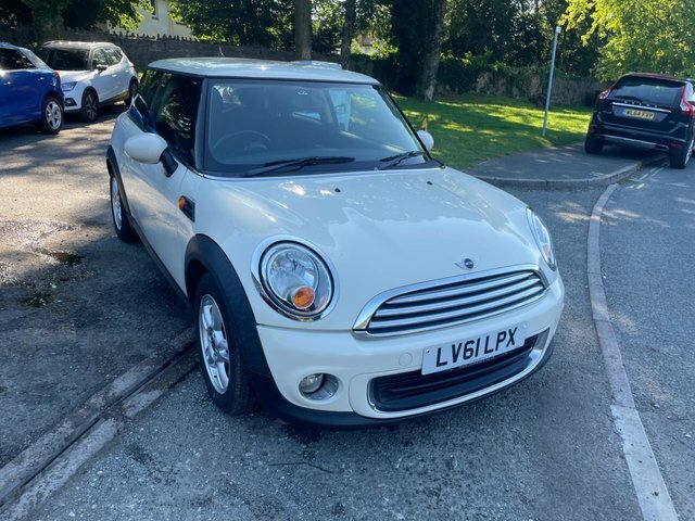 Mini Hatch 1.6 One Hatchback Euro 5 98 Ps LV61LPX White #3