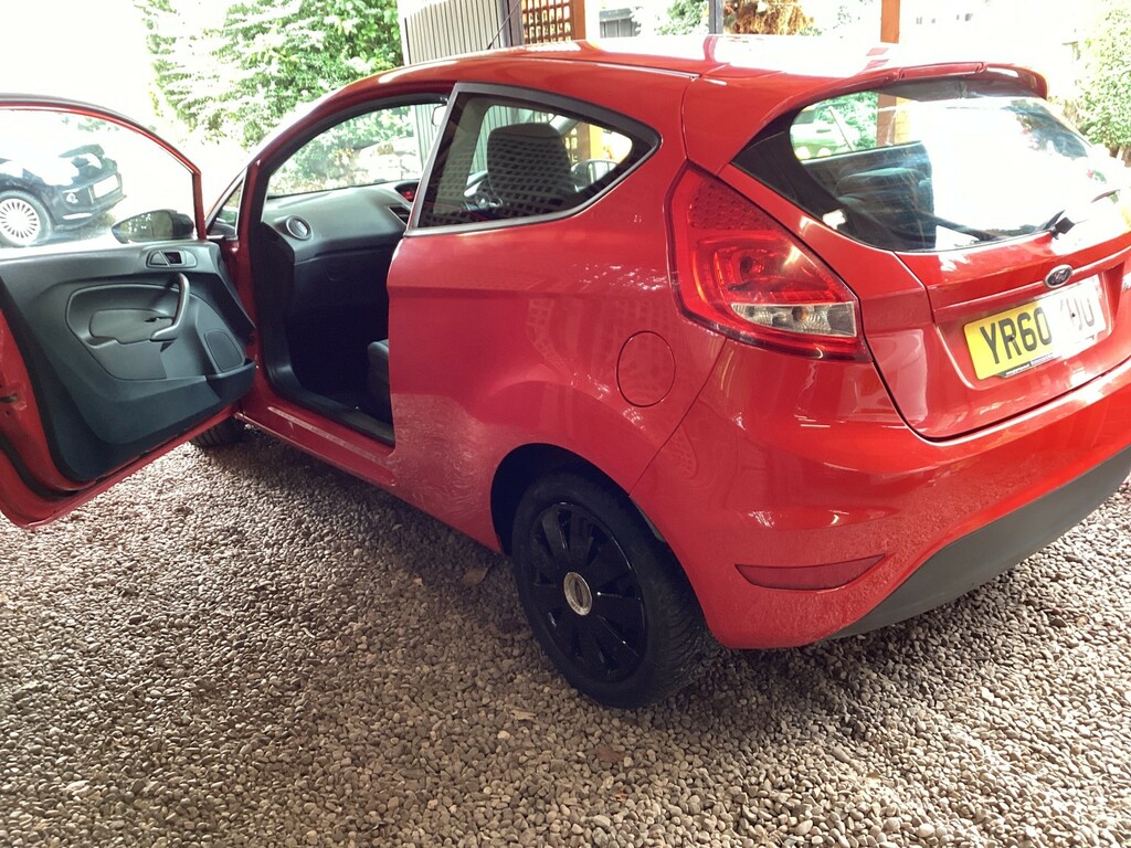 Ford Fiesta 1.3 Edge YR60KUU Red #6