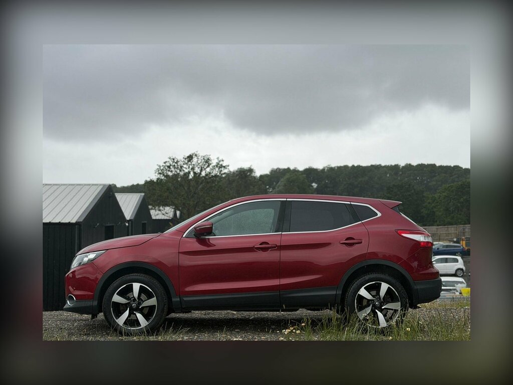 Nissan Qashqai 1.2 Dig-t N-tec Xtron 2Wd Euro 6 Ss Red #4