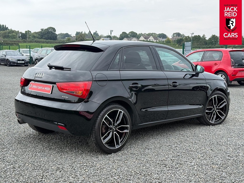 Audi A1 Sportback Tfsi Sport HF67YHM Black #4