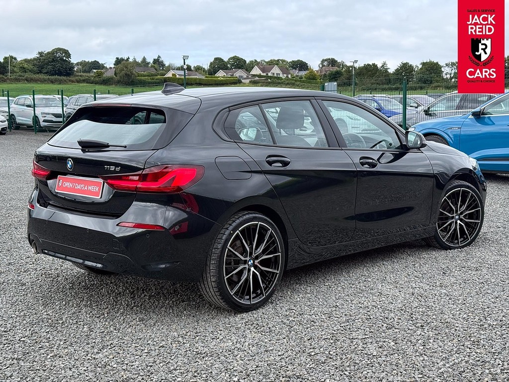 BMW 1 Series Hatchback FP22DPE Blue #4