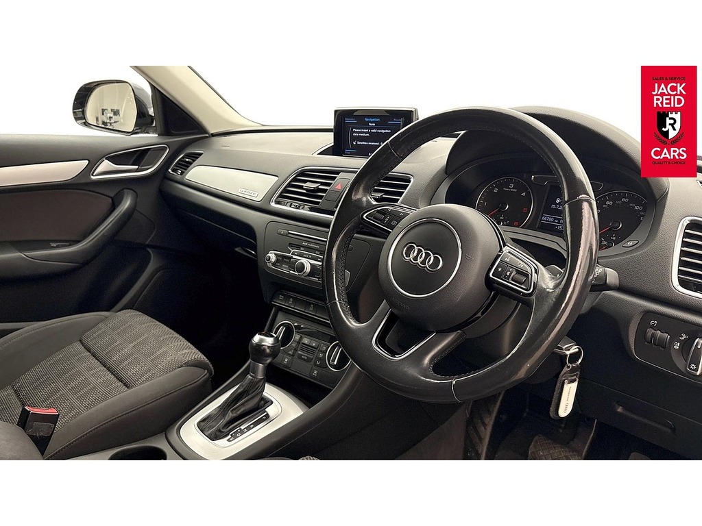 Audi Q3 Suv DF17UGT Black #2