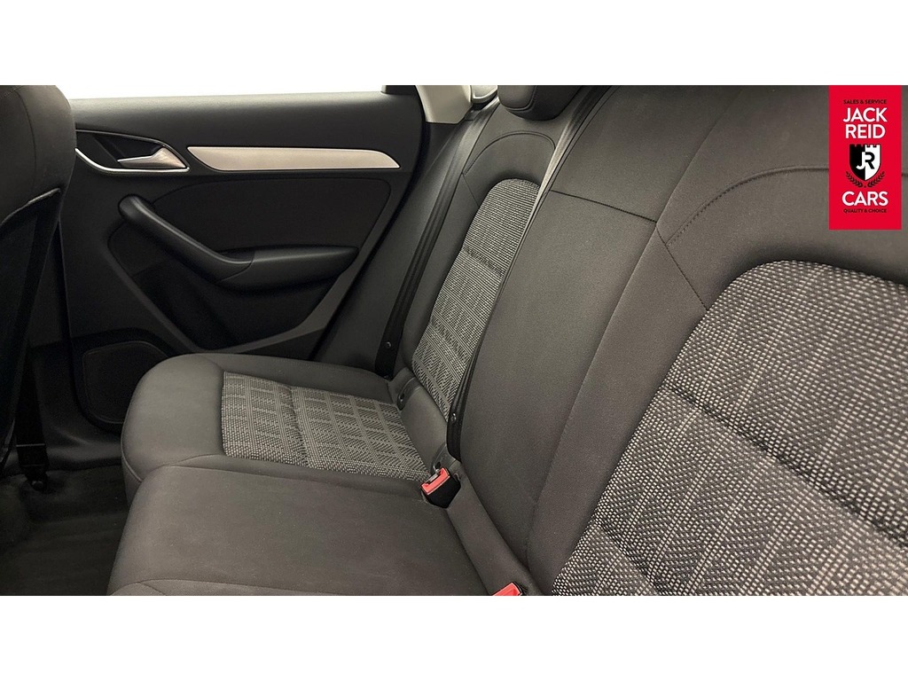 Audi Q3 Suv DF17UGT Black #6