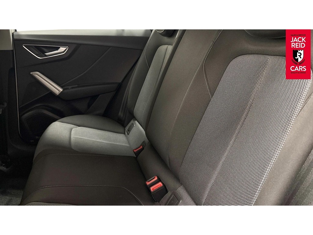 Audi Q2 Suv MM21VXE White #6