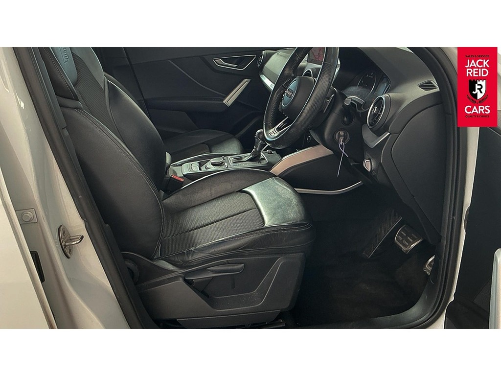 Audi Q2 Suv White