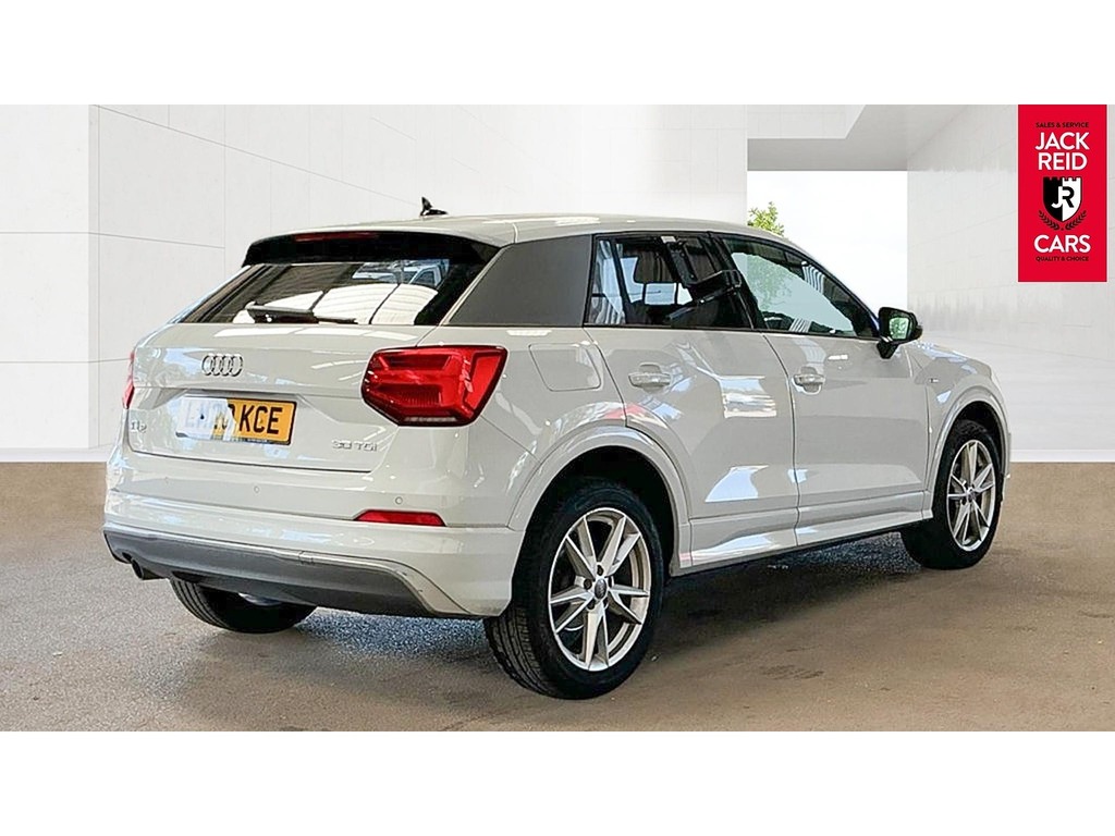 Audi Q2 Suv LM20KCE White #5