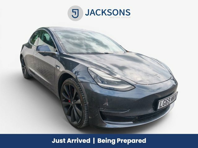 Tesla Model 3 Dual Motor Performance Saloon Grey