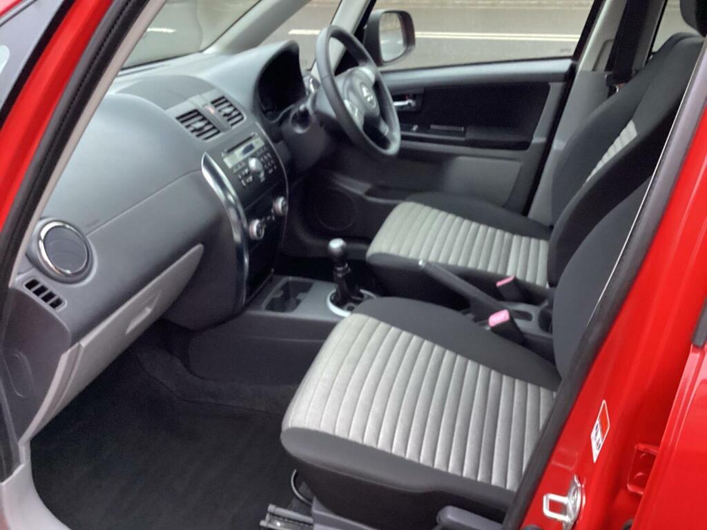 Suzuki SX4 Sz5 Silver #14