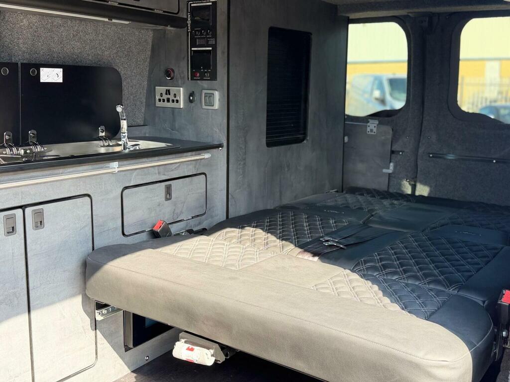 Ford Transit Custom Leader Grey #33