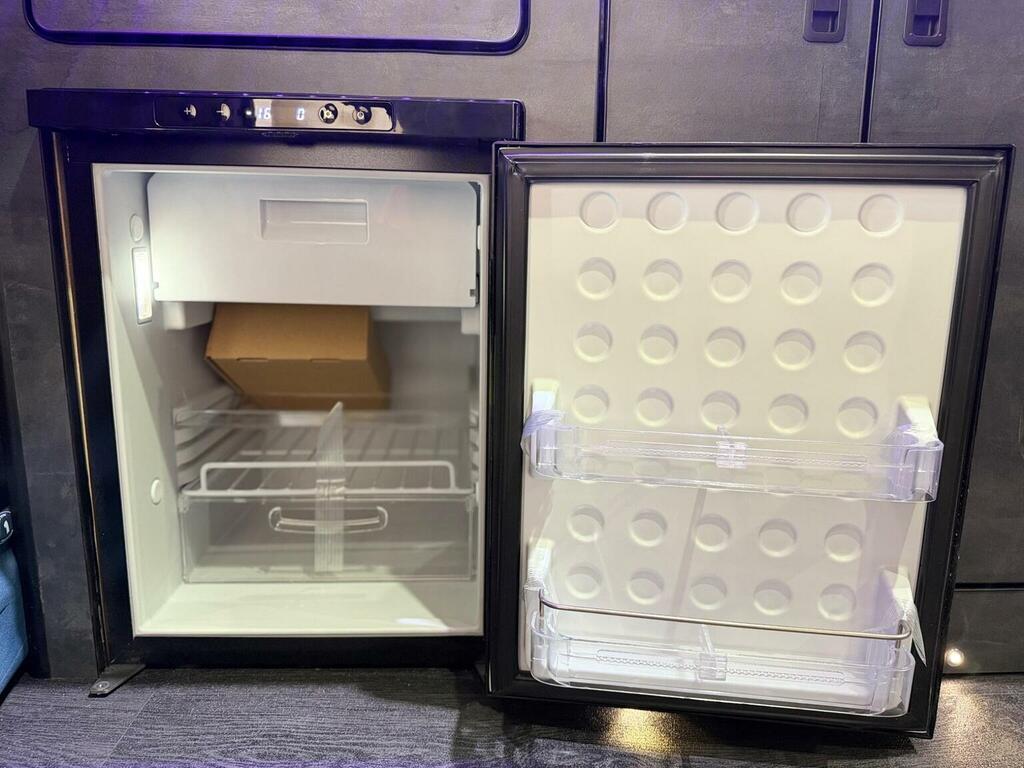 Ford Transit Custom Leader Grey #15