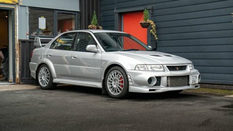 Mitsubishi Lancer 1999 T 2.0 Silver