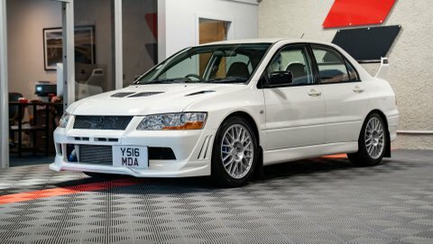 Mitsubishi Lancer 2001 Y 2.0 White