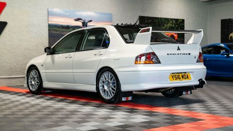 Mitsubishi Lancer 2001 Y 2.0 Y516MDA White #4