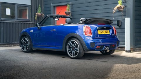 Mini Convertible 2019 19 2.0 Blue #2