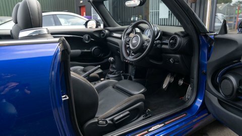 Mini Convertible 2019 19 2.0 Blue #4