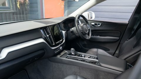 Volvo XC60 2020 70 2.0 PH60XXX White #6