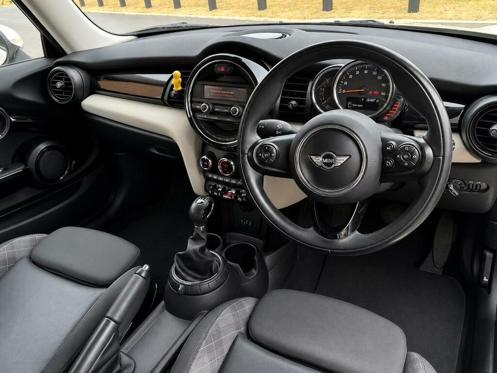 Mini Hatch Hatchback 1.5 Cooper Euro 6 Ss 20146 AP64ONX White #3