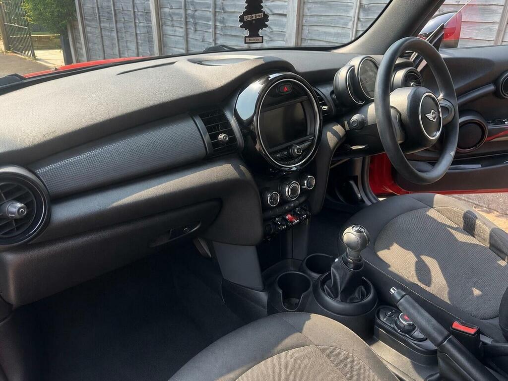 Mini Convertible Convertible 1.5 Cooper Euro 6 Ss 201767 YS67PJO Red #3