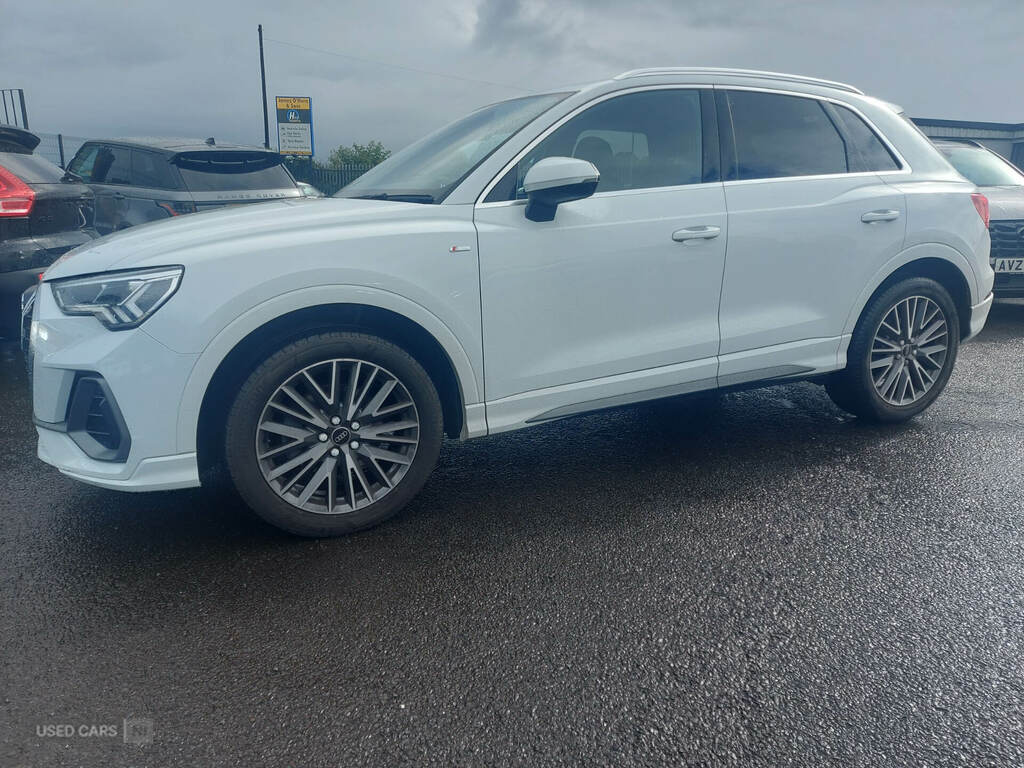 Audi Q3 35 Tfsi S Line S Tronic Leather White