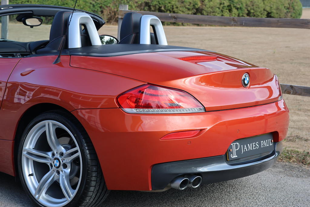 BMW Z4 2L Null White #19
