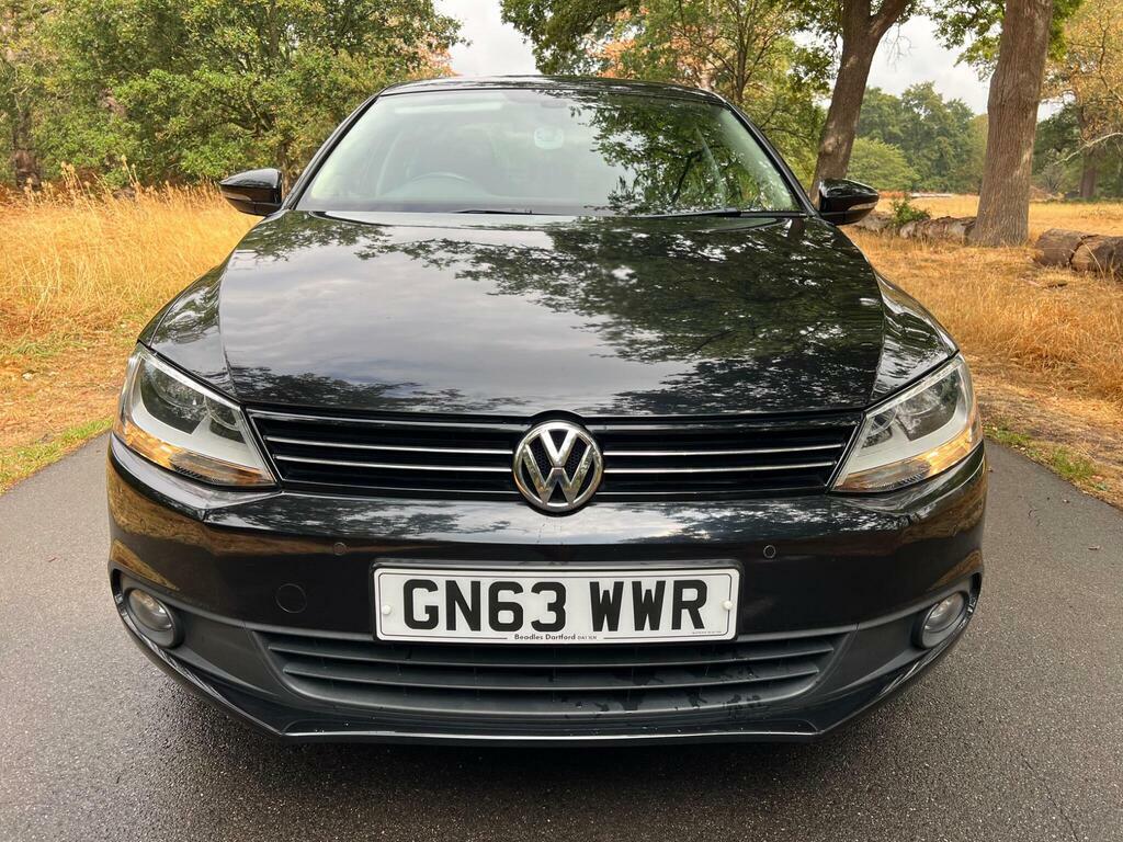 Volkswagen Jetta Black #12