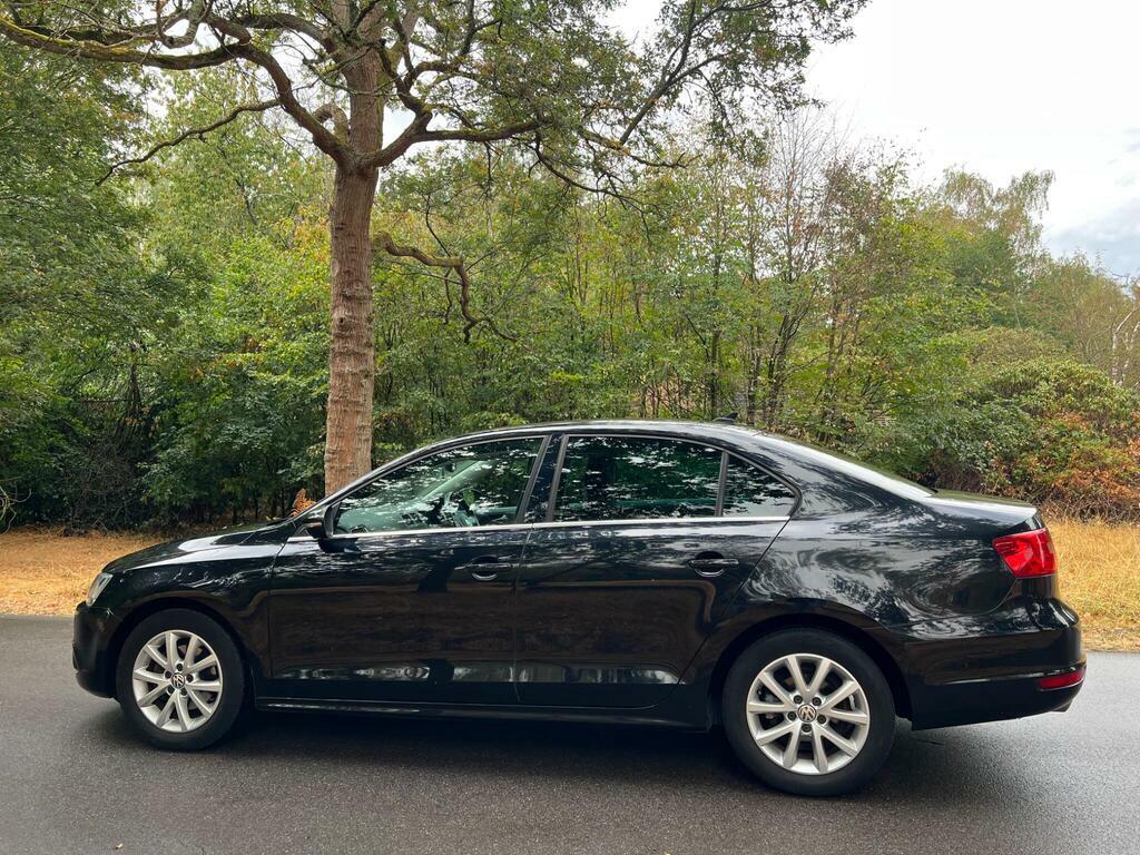 Volkswagen Jetta Black #8