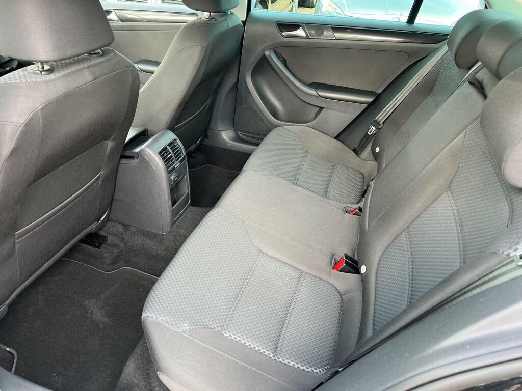 Volkswagen Jetta Black #27