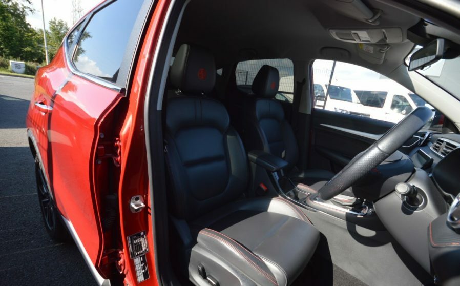 MG ZS Zs 1.5 Vti-tech Exclusive Suv Eu Red #11