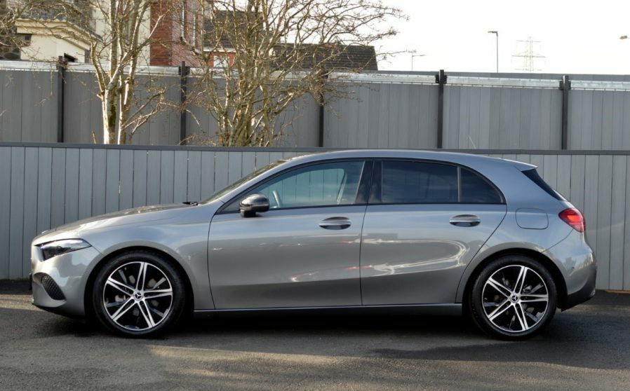 Mercedes-Benz A Class 1.3 A180h Mhev Sport Edition #4