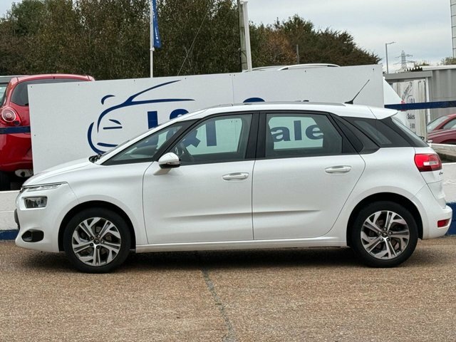 Citroen C4 Picasso 1.6 Bluehdi Selection Mpv Euro 6 BW65TVE White #3