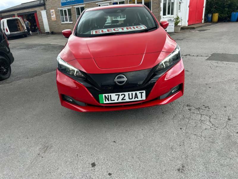 Nissan Leaf Leaf Acenta Red #3
