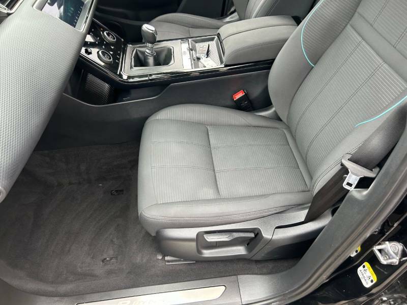 Land Rover Range Rover Evoque Range Rover Evoque R-dyn D 4X2 Black #3