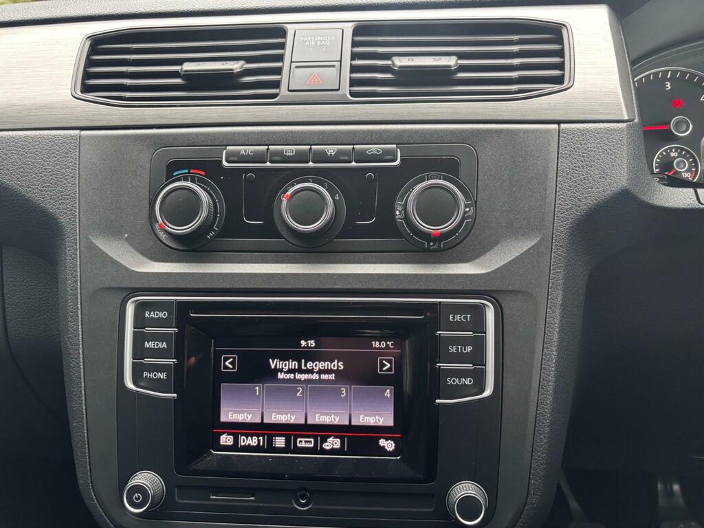 Volkswagen Caddy Maxi Life 2L Null Silver #11