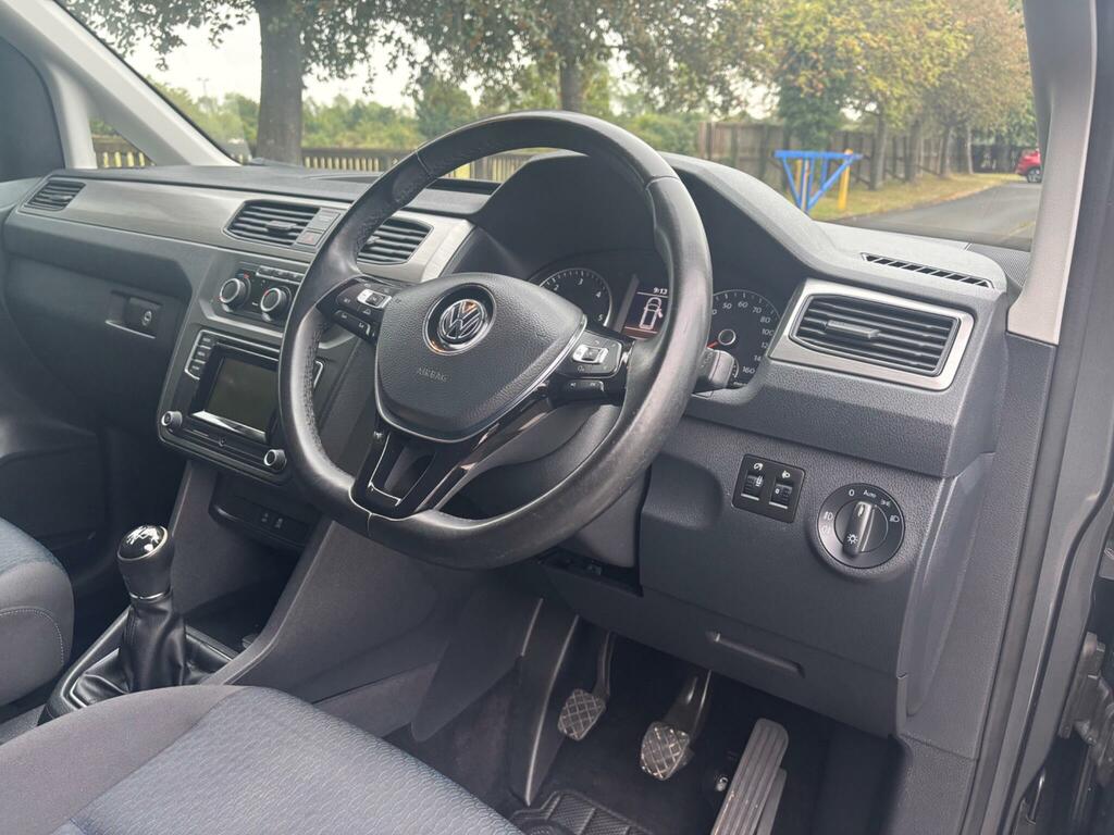 Volkswagen Caddy Maxi Life 2L Null Silver #9