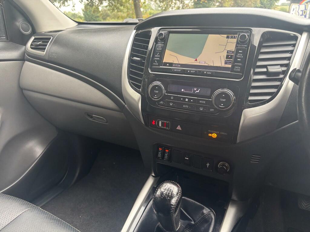 Mitsubishi L200  Grey #13
