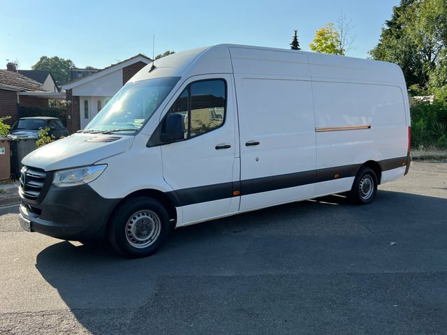 Mercedes-Benz Sprinter Panel Van White #18