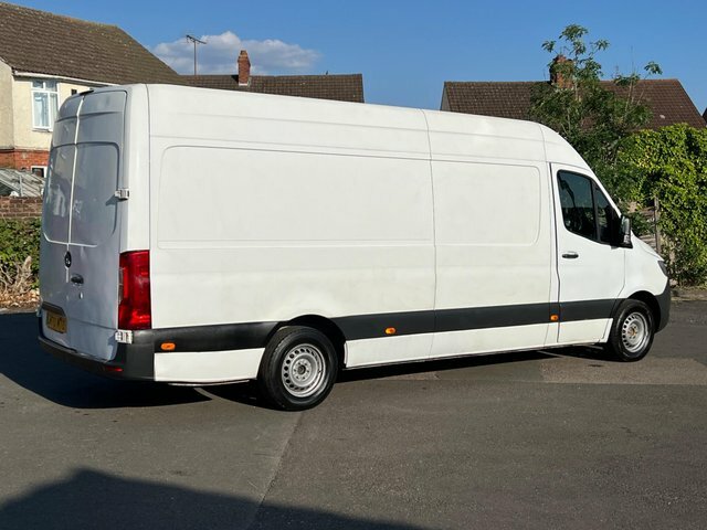 Mercedes-Benz Sprinter Panel Van White #24