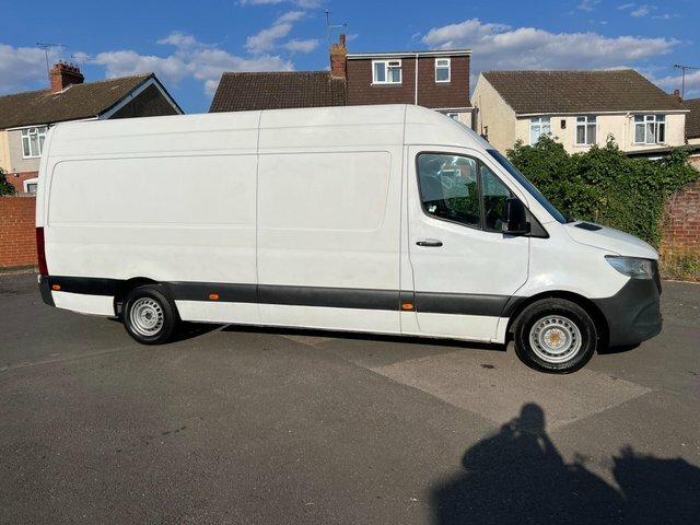 Mercedes-Benz Sprinter 2021 2.0 315 Cdi Progressive Rwd L3 H2 Euro 6 Ss White