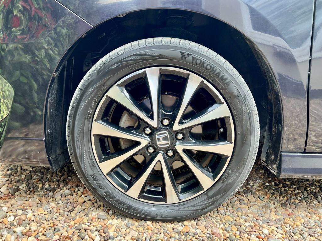 Honda StepWagon Spada 2.0 #33