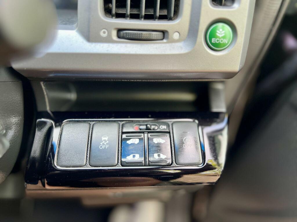 Honda StepWagon Spada 2.0 #21