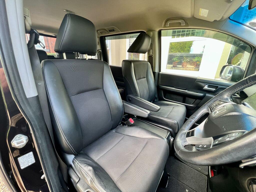 Honda StepWagon Spada 2.0 #13