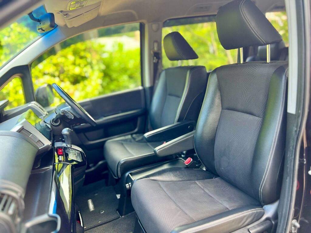 Honda StepWagon Spada 2.0 #16